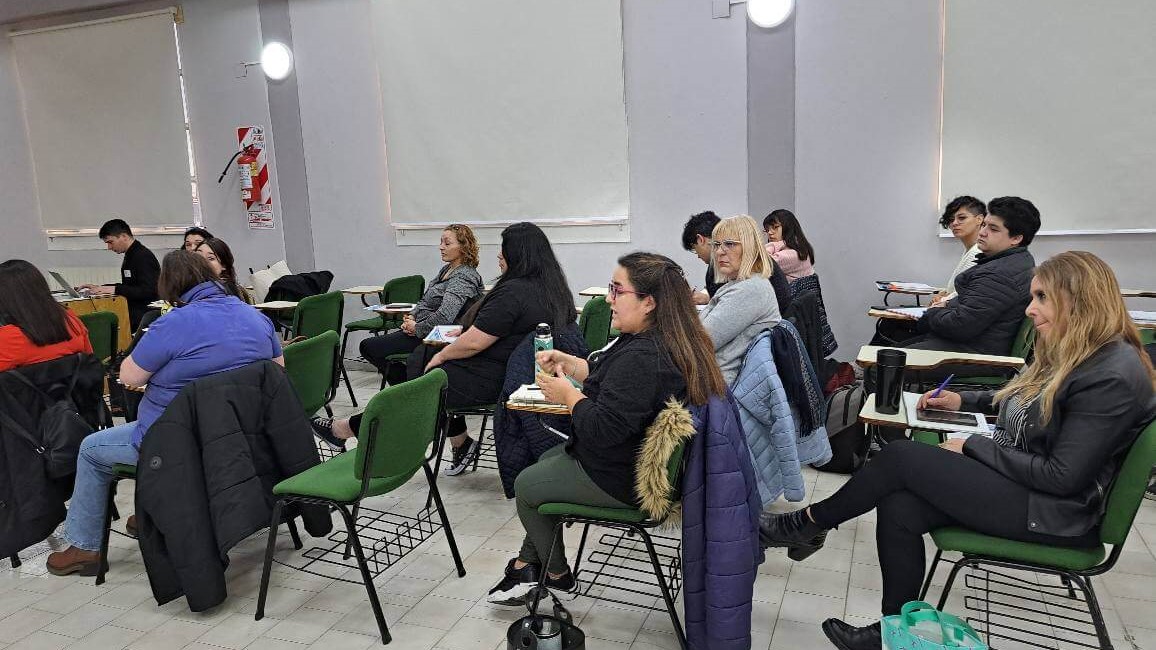 Taller Teórico Práctico ''Hacia el Empoderamiento de las Familias.'' Fundación TEA Santa Cruz